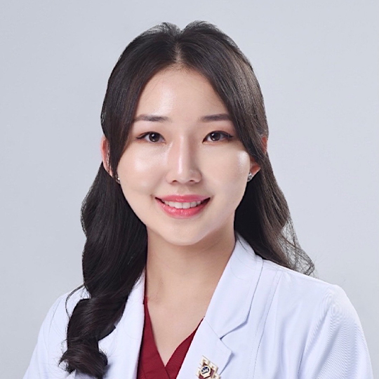 Б. Оюундарь